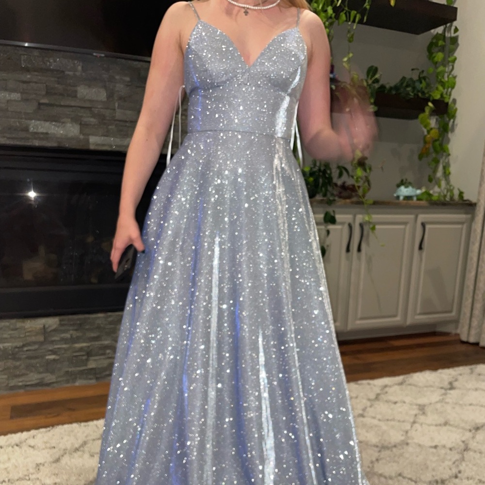 New 2022 light blue glittery Prom dress with Pockets (NEVER WORN!!!)